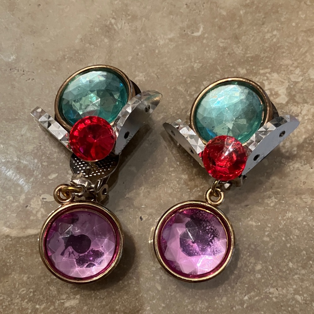 Elegant Multicolor Clip-On Earrings - Picture 3 of 3